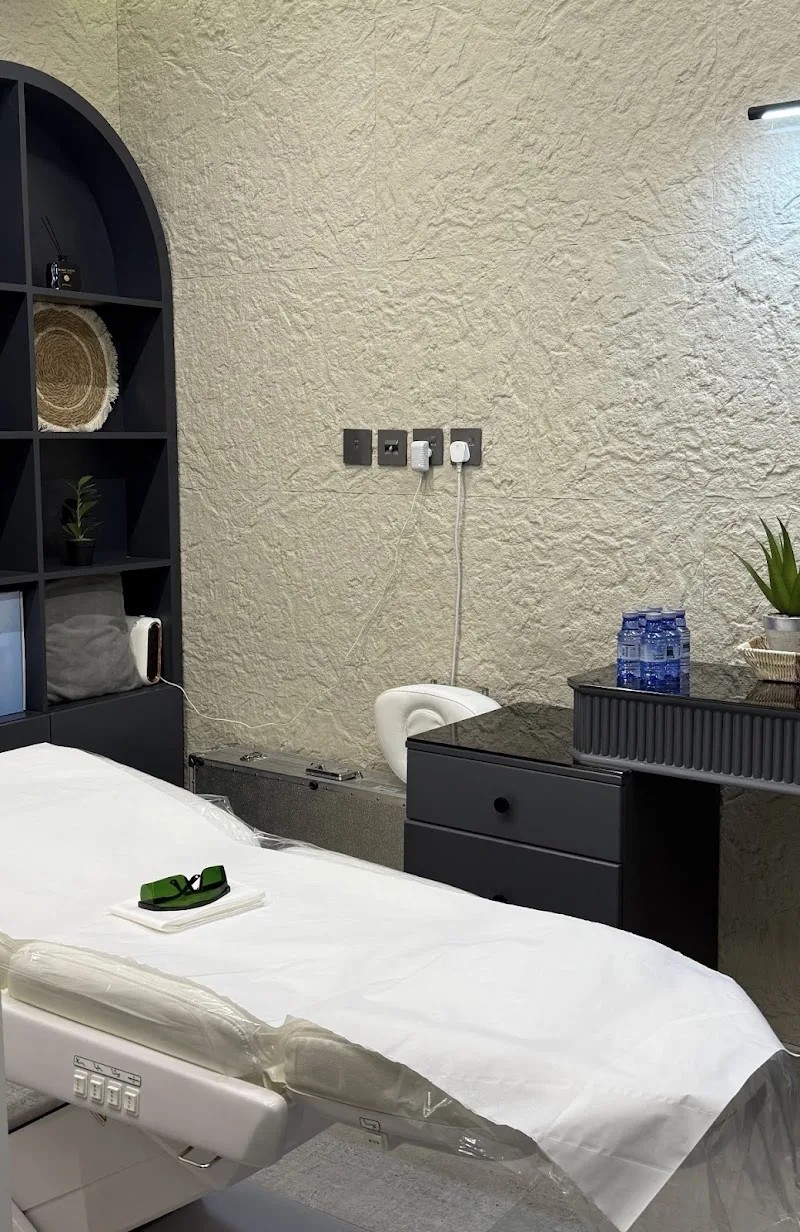 Aveline Clinics treatment room